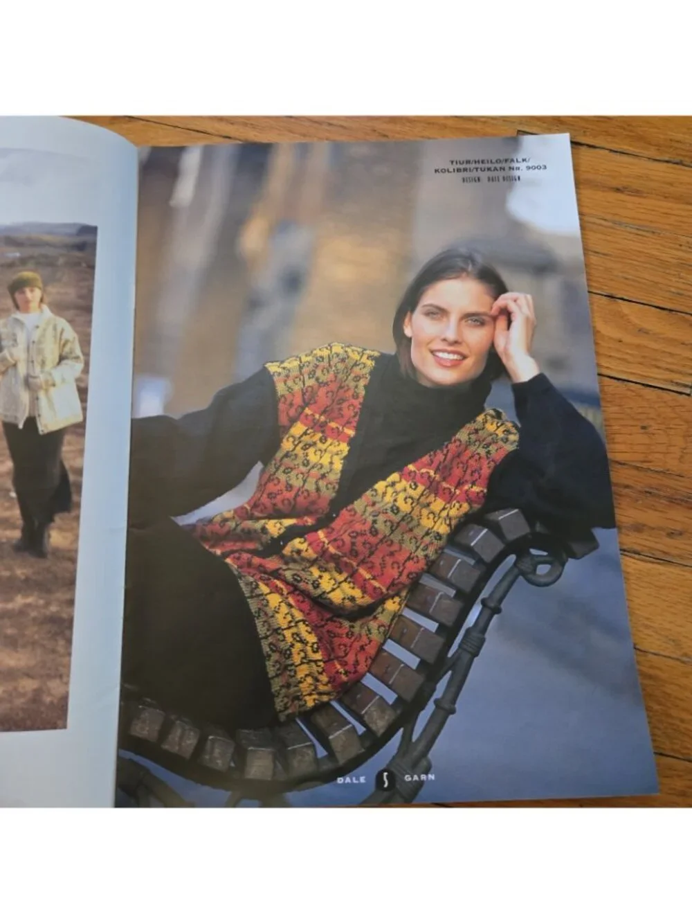 Dale Garn Design Knitting Book Number 90 Dale of Norway Sweater patterns